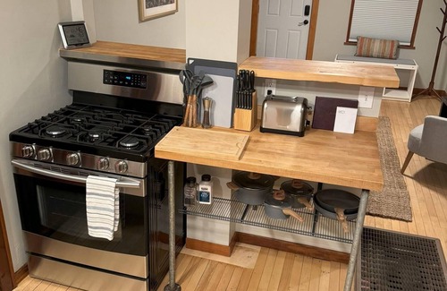 Bozeman House | Just 3 blocks from Main Street of Downtown Bozeman with large private yard!