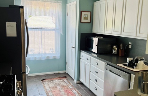 Cherrywood Apartment | Just INN TIME! 2br/2ba Central ATX, Free parking