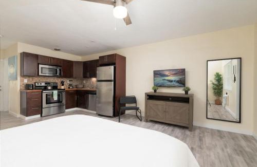 Wilton Manors Apartment | Just Off Wilton Drive Apt 6