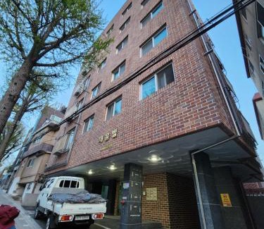 Ssangmun-dong Villa | JW's Bukhansan Healing Stay I
