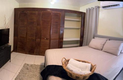 Parham Town Apartment | JYM Blissful Escape