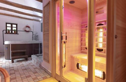 Holloko Apartment | Kégli apartmanok és fürdőház Hollókő