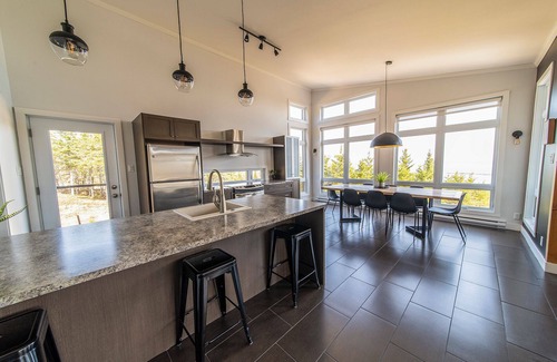 Saint-Joseph-de-la-Rive Ski Chalet | KØZŸA Charlevoix - Spa, fleuve et calme