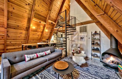 Pioneer Trail Apartment | Külhaus Cabin - Modern A-frame BBQ Adventure