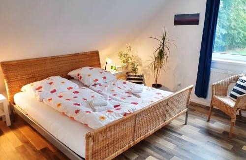 Wulsbuttel Apartment | Künstler Ferienwohnung 3 Zimmer Küche Bad zentrale Lage