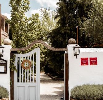 Koveskal House | Kővirág Panzió