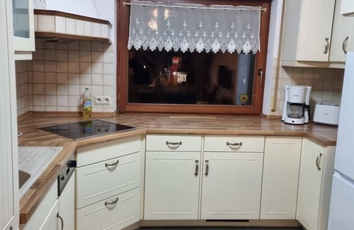 Troisdorf Apartment | K01- flat central between Cologne and Bonn