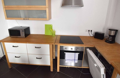 Altstadt-Nord Apartment | K68 penthouse apartment on Friesenplatz in the heart of Cologne with wrap-around terrace