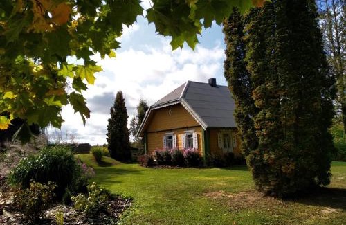 Inturkes seniunija House | Kačiūniškis