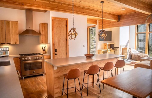 Taos Ski Valley Ski Chalet | Kachina Peak Chalet - Ski Haven in Taos Ski Valley