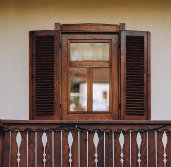 Comiat House | Kacor Guesthouse