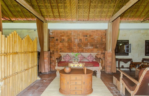 Kemenuh Hostel | Kailash Suite by Pramana Villas