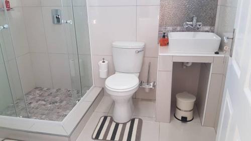 Luderitz Bed & Breakfast | Kairos Cottage B&B