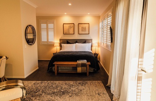 Aokautere Bed & Breakfast | Kaitahi - Luxury Lodge & Chef's Table