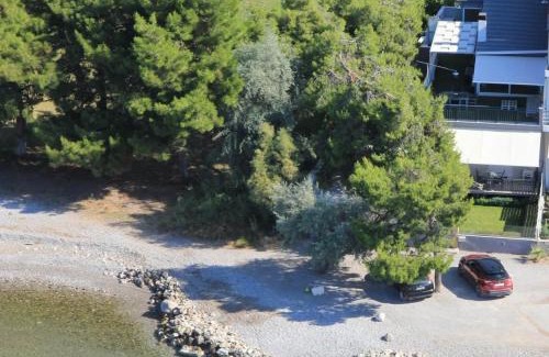 Itea Apartment | Kalafatis beach home