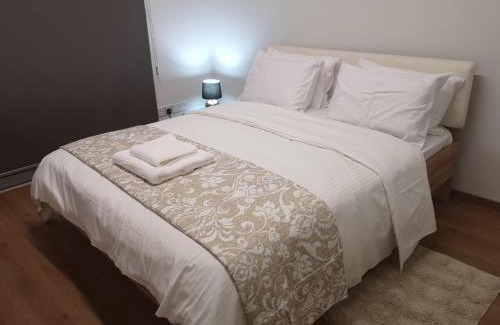 Egkomi Apartment | KALIDONIA RESIDENCE Suite Nicosia , Spacious 2 BR suite with office