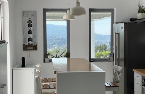 Ixia Villa | KALITHEA-HILLS VILLA IN RHODES TOWN x 8 to 12 (pool & sea view)