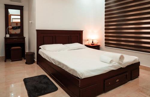 Munroe Island Resort | Kalloos Island Backwater Resort