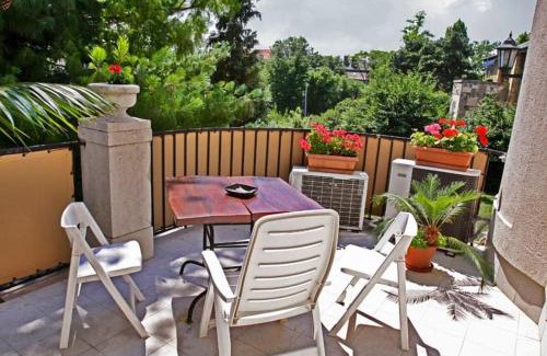 Gellert Hill Bed & Breakfast | Kalmár Panzió