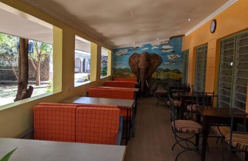 Kibwezi Hotel | Kambua Resort