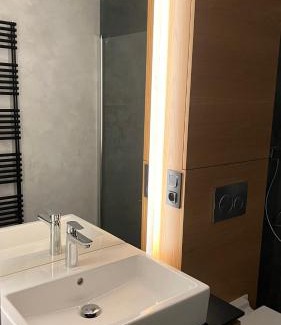 Olomouc House | Kamel club restaurace a penzion