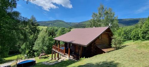 Stare Mesto Ski Chalet | KANADSKY SRUB Stříbrnice