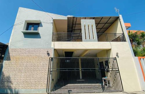 Pasuruan Hotel | Kanca Homestay Syariah RedPartner near GOR Untung Suropati