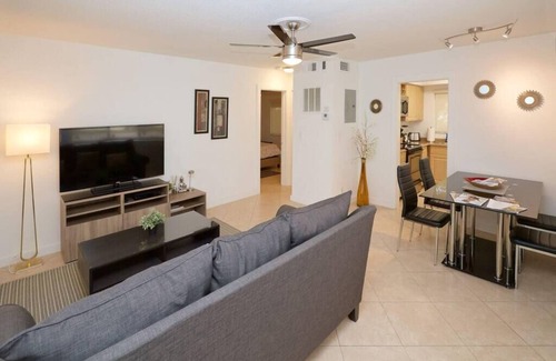 Pompano Beach Condo | KANDA ZEN Apt 1 - pool & walk to the beach!
