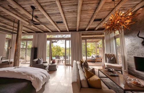 Thorny Bush Game Reserve Cabin | Kapama Karula