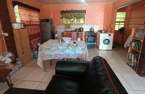 Nuku'alofa Apartment | Kapeta Cabin at # 5 Kapeta Ave. Kolomotu 'a,