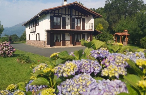 Azpilkueta Cottage | Karakotxeko Borda cottage in the middle of nature