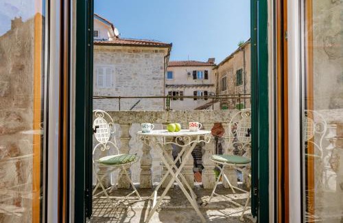 Kotor Old Town Apartment | Karampana apartment