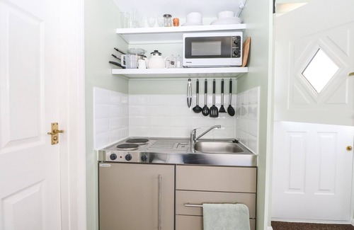 Worthing Cottage | Karibu