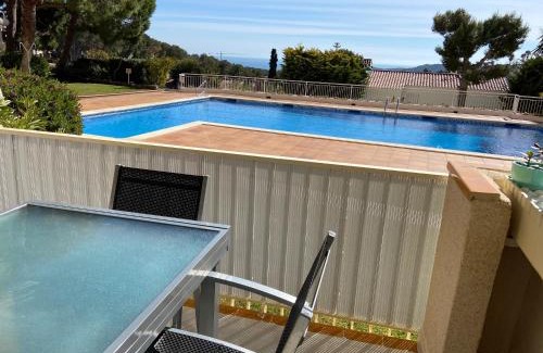 Vallpineda Apartment | Karin Palma Fiesta-Vallpineda-Sitges