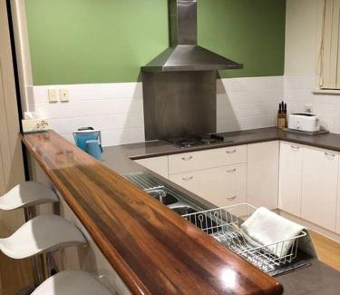 Middleton House | Karma Waters Beach House, 100m from beach