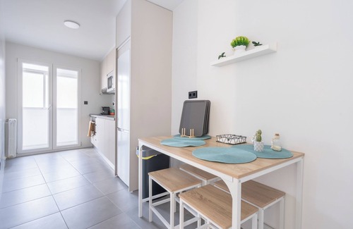 Albacete Apartment | Karnak Apartment in Parque Sur Hospital - University Area
