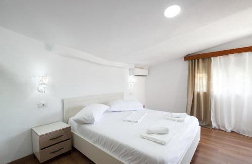 Gjirokaster House | Kashah Residence