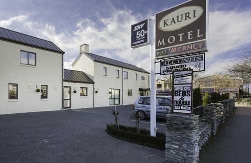 Riccarton Hotel | Kauri Motel on Riccarton