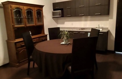 Queretaro Apartment | Kava I " Quédate con nosotros"