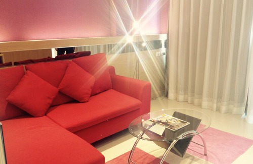 Mak Khaeng Hotel | Kavin Buri Green Hotel