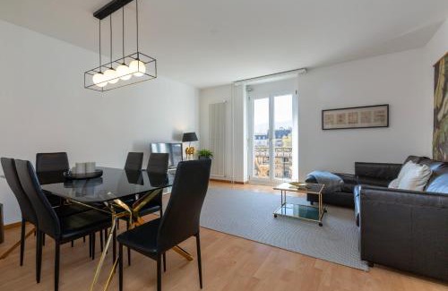 Werd Apartment | KAYA Zurich Apartment 4B - Downtown 2BR Deluxe Apt