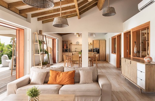Cul de Sac Villa | ☀️ 🏖️ Kayaks, snorkeling gear, water access, optic fiber WiFi and AC
