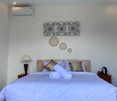 Toya Bungkah Bed & Breakfast | Kayana Lake View