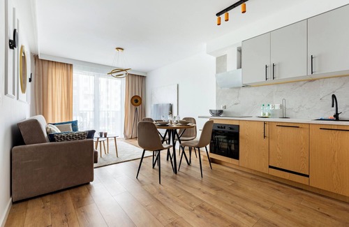 Gdansk Apartment | Kazimierza Wielkiego Soft Glam Apartment