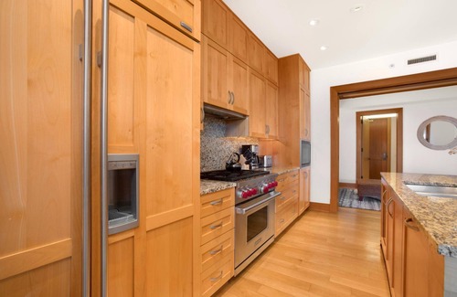 Montage Kapalua Bay Condo | KBM Resorts | Spacious 6-Bedroom Montage Kapalua Collection | Multi Unit Listing | Same Enclave | Ocean Views | 2 Free Rental Cars! MON-6301/6401
