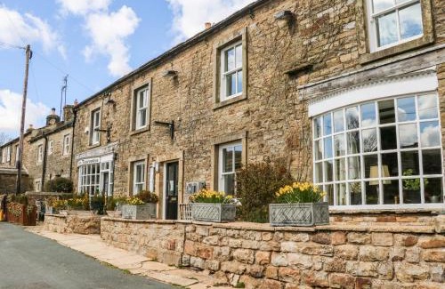 Worton Apartment | Keartons - Buttertubs