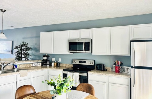 Westgate House | Keep it simple at this pet friendly and centrally-located place.