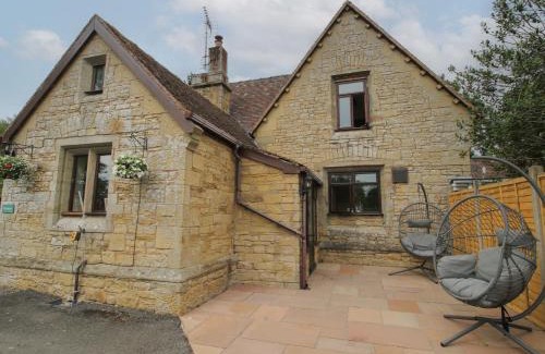 Aymestrey House | Keepers Cottage