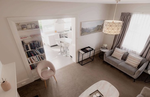 Battery Point Cottage | Kelly Street Cottage in Battery Point