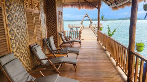 Tanjung Pinang Resort | Kelong Pancing Madu Tiga